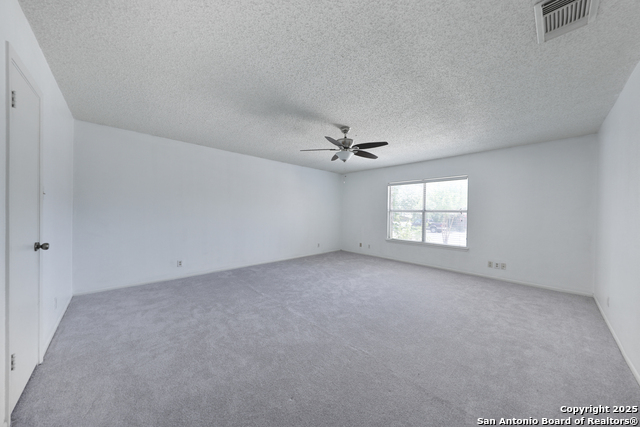 Image 12 of 36 For 807 Ellison Dr S