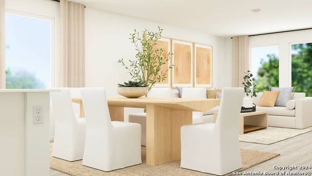 Listing photo id 2 for 815 Summit Terraces