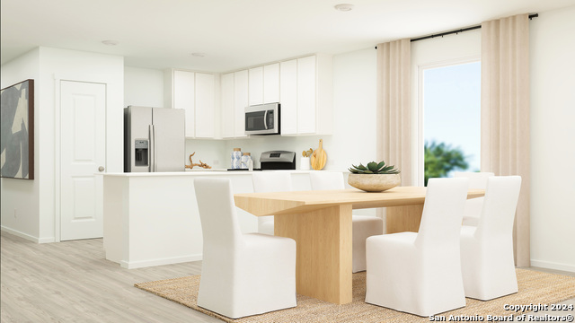 Listing photo id 5 for 815 Summit Terraces