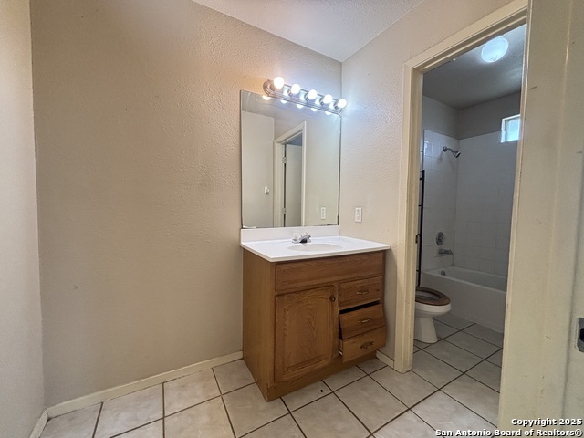 Image 14 of 26 For 735 Rice Rd  