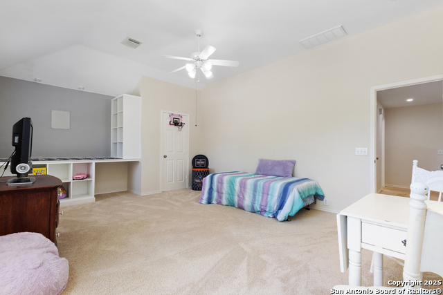 Image 17 of 29 For 21503 Rio Comal