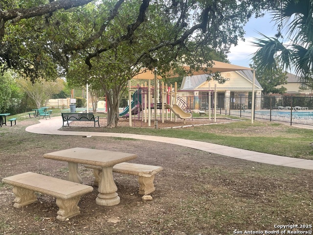 Image 28 of 29 For 21503 Rio Comal