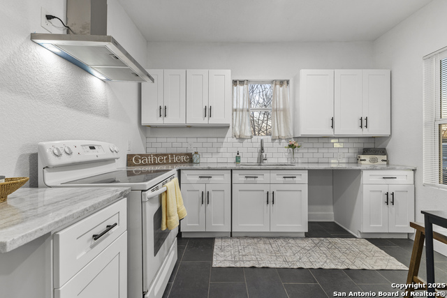 Image 10 of 25 For 1527 French Place W