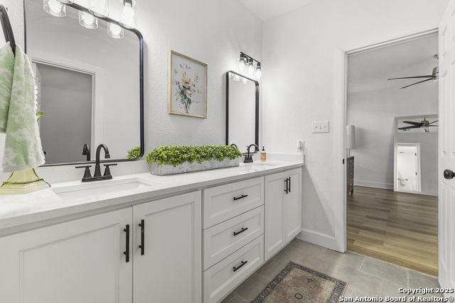 Image 15 of 25 For 1527 French Place W