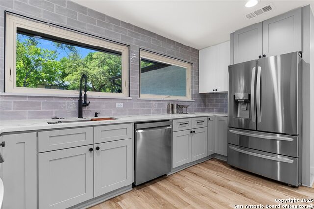 Image 12 of 30 For 9717 Anderson Village Dr