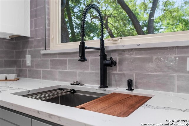 Image 13 of 30 For 9717 Anderson Village Dr