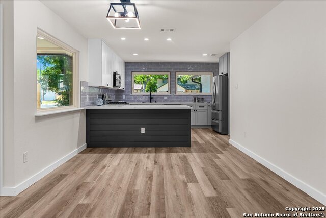 Image 9 of 30 For 9717 Anderson Village Dr