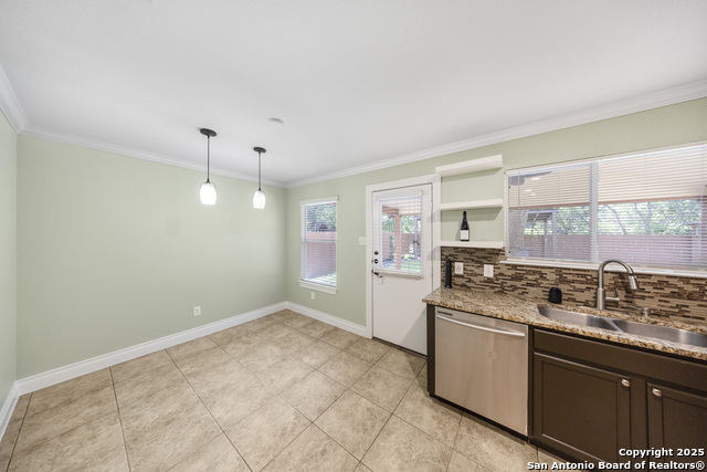 Image 13 of 38 For 11010 Hillsdale Loop