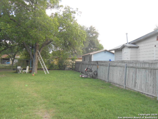 Image 5 of 17 For 306 Formosa  