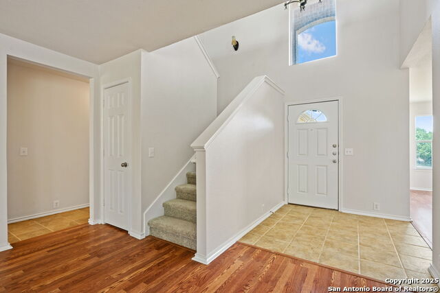 Image 4 of 33 For 15603 Hastings Park