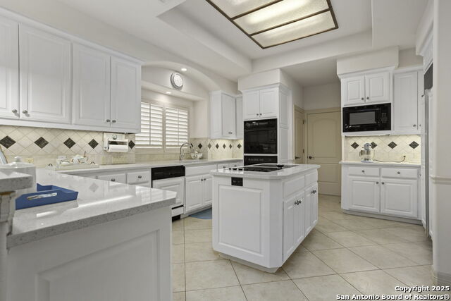 Listing photo id 8 for 2 Worthsham