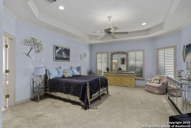 Listing photo id 15 for 2 Worthsham