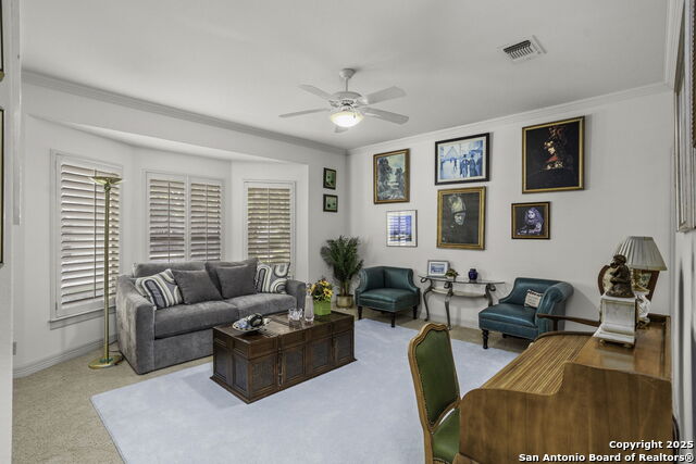 Listing photo id 22 for 2 Worthsham