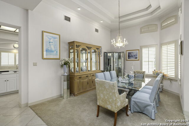 Listing photo id 6 for 2 Worthsham