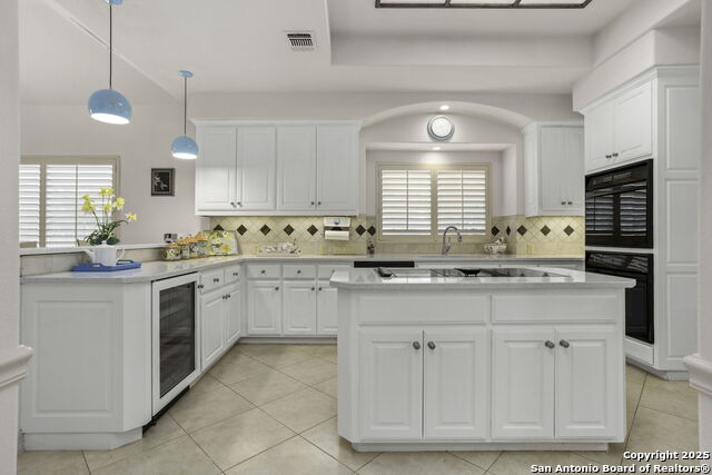 Listing photo id 7 for 2 Worthsham