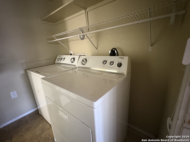 Listing photo id 18 for 2211 Mission Verde