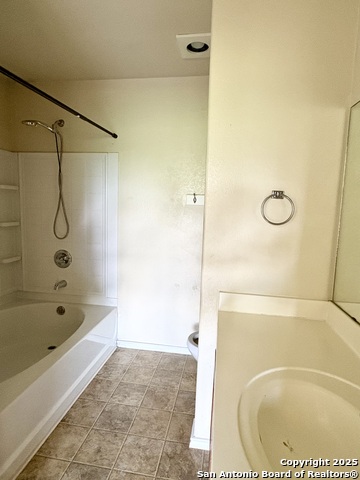 Listing photo id 25 for 2211 Mission Verde