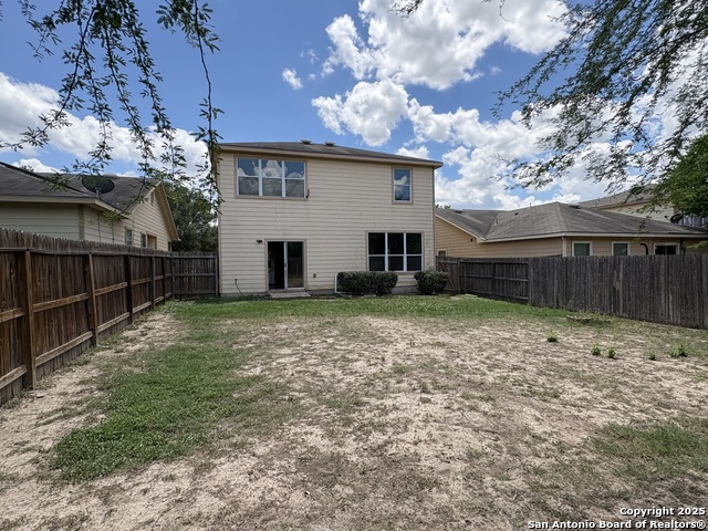 Listing photo id 38 for 2211 Mission Verde
