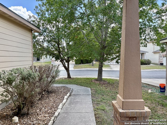 Listing photo id 40 for 2211 Mission Verde