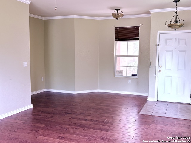 Listing photo id 7 for 2211 Mission Verde