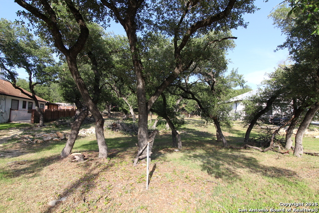 Image 3 of 4 For 27252 Sherwood Forest