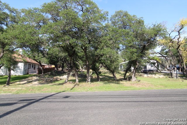 Image 4 of 4 For 27252 Sherwood Forest