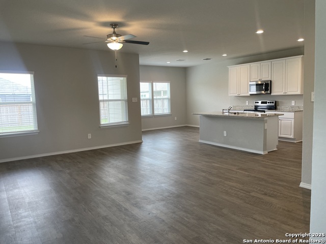 Image 3 of 15 For 1138 Gracie Way