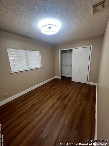 Image 21 of 31 For 15558 Knollmeadow