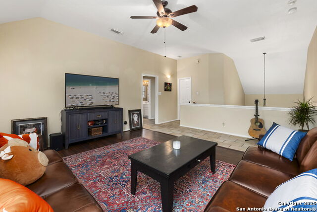 Image 13 of 24 For 8807 Brae Crest