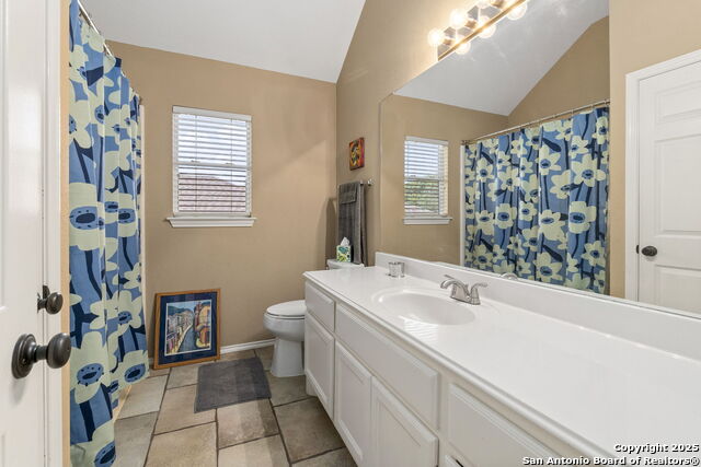 Image 18 of 24 For 8807 Brae Crest
