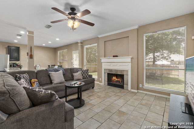 Image 8 of 24 For 8807 Brae Crest