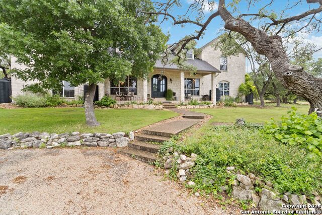 Image 3 of 62 For 111 Kendall Oaks