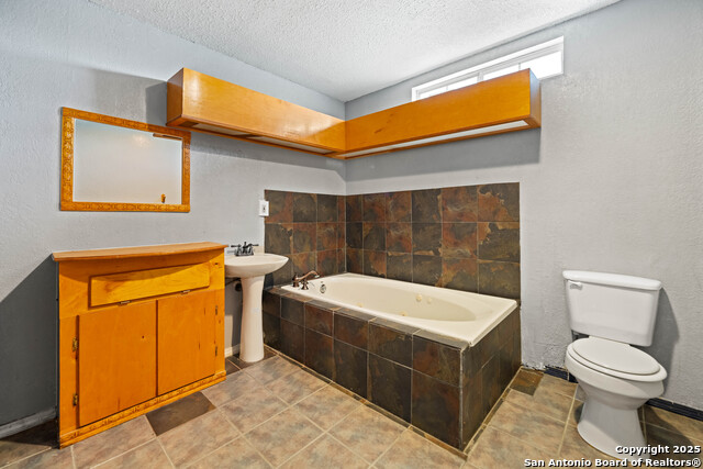 Image 10 of 16 For 714 Carroll N