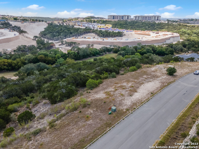 Listing photo id 2 for 17735 Rancho Diana
