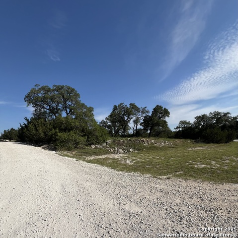 Image 9 of 30 For 2121 Rimrock Dr