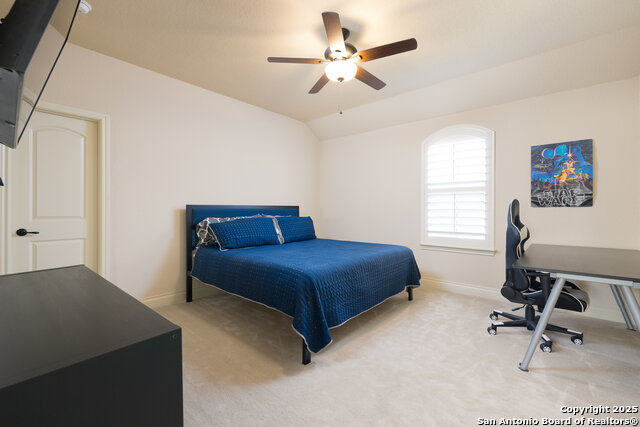 Image 17 of 25 For 8719 Versant Bluff