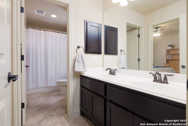 Image 19 of 25 For 8719 Versant Bluff