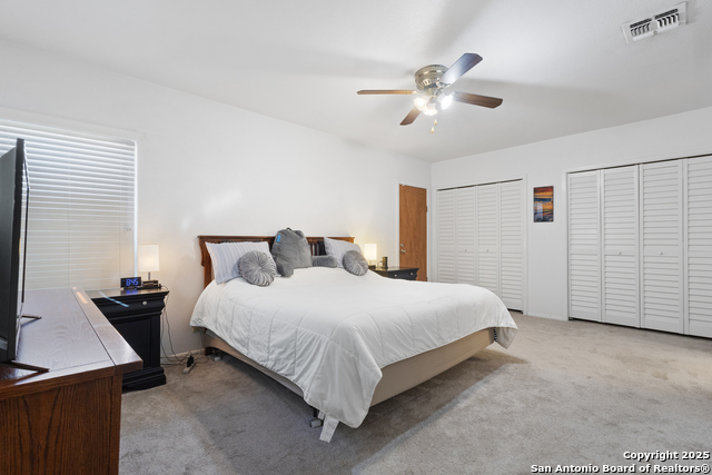 Listing photo id 11 for 6406 Handsome Lake