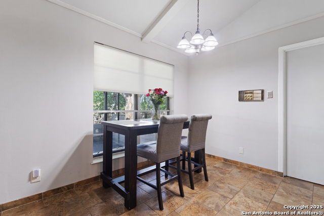 Listing photo id 6 for 6406 Handsome Lake