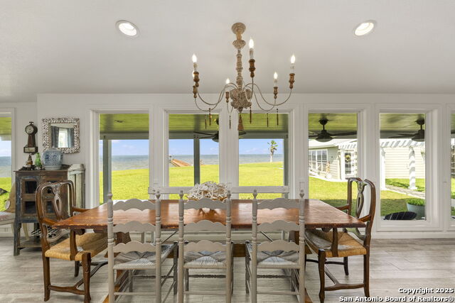Listing photo id 9 for 620 Egery Island Rd.