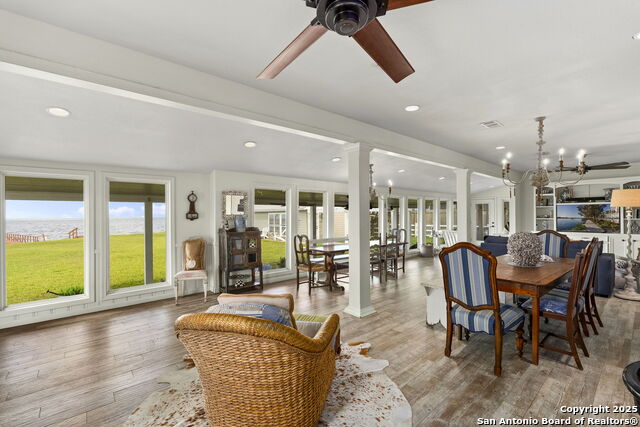 Listing photo id 13 for 620 Egery Island Rd.