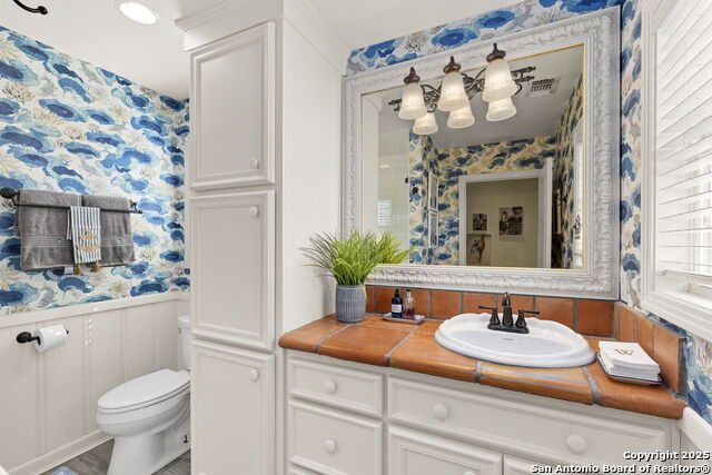 Listing photo id 19 for 620 Egery Island Rd.