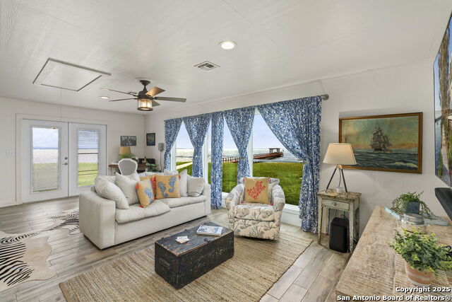 Listing photo id 30 for 620 Egery Island Rd.