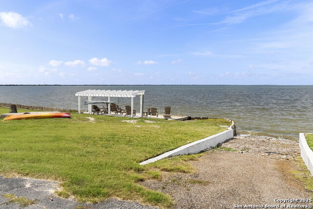 Listing photo id 33 for 620 Egery Island Rd.