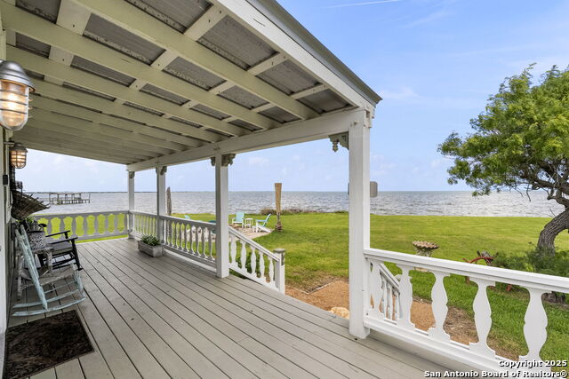 Listing photo id 38 for 620 Egery Island Rd.
