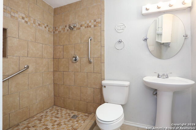 Image 13 of 19 For 12946 Parton