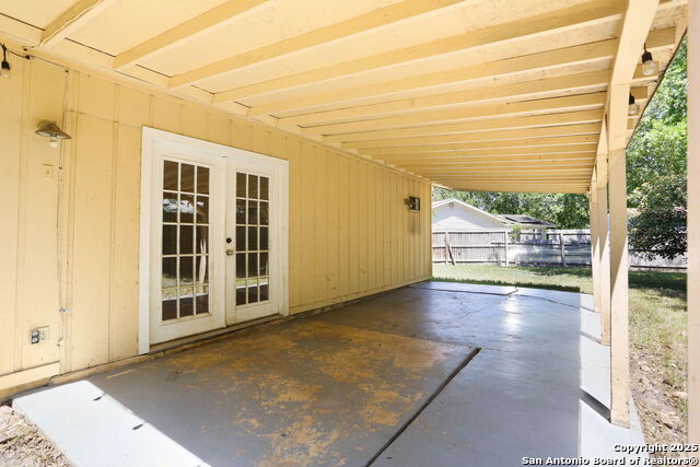 Image 17 of 19 For 12946 Parton