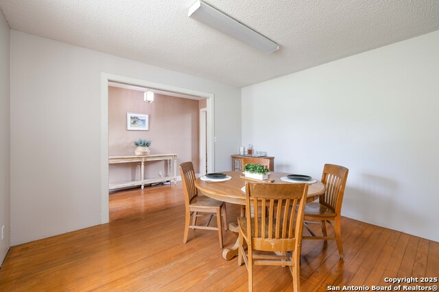 Image 13 of 35 For 28920 Country Drive