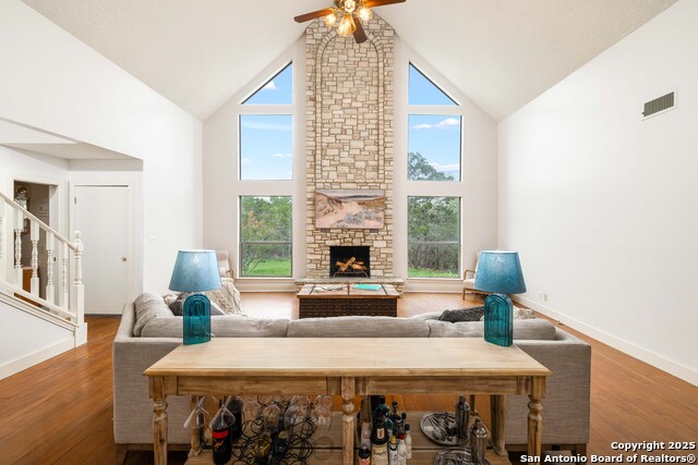 Image 6 of 35 For 28920 Country Drive