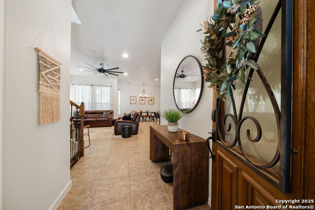 Image 4 of 34 For 13818 Dream Cove